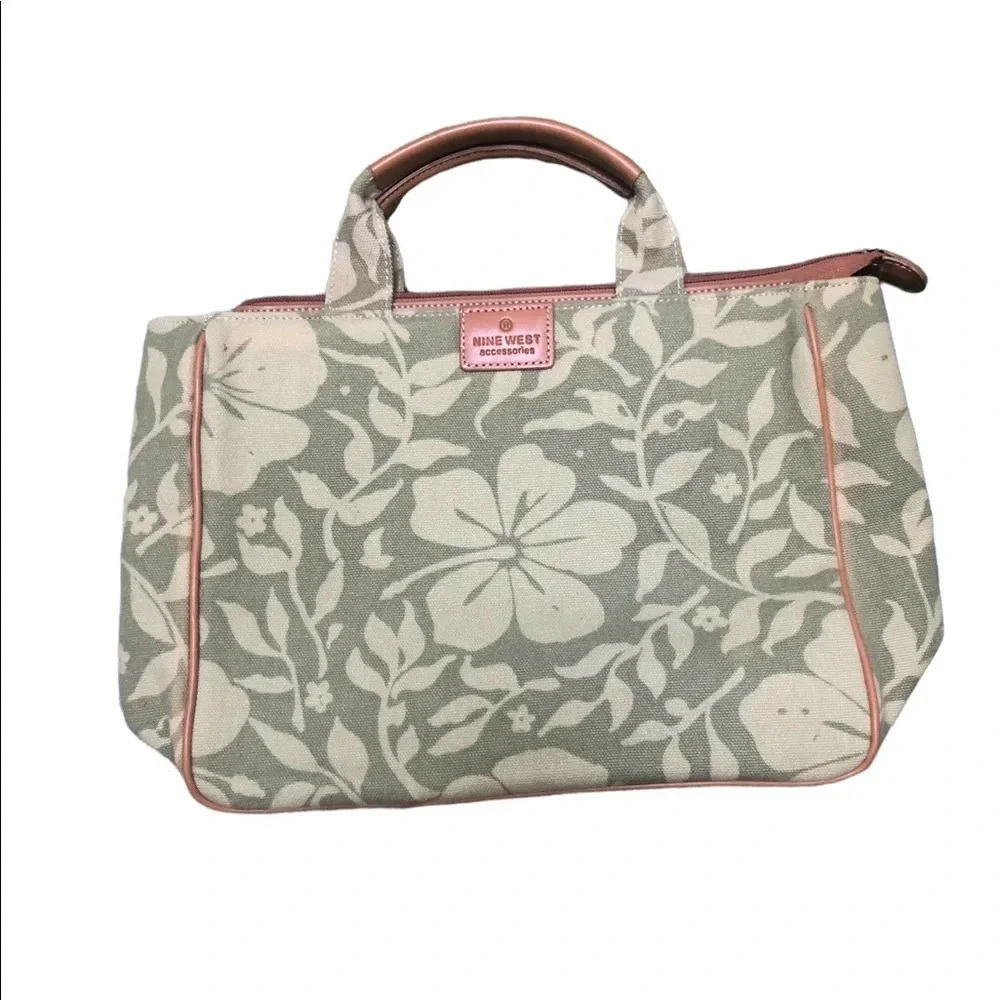 NINE WEST TROPICAL BEACH BAG